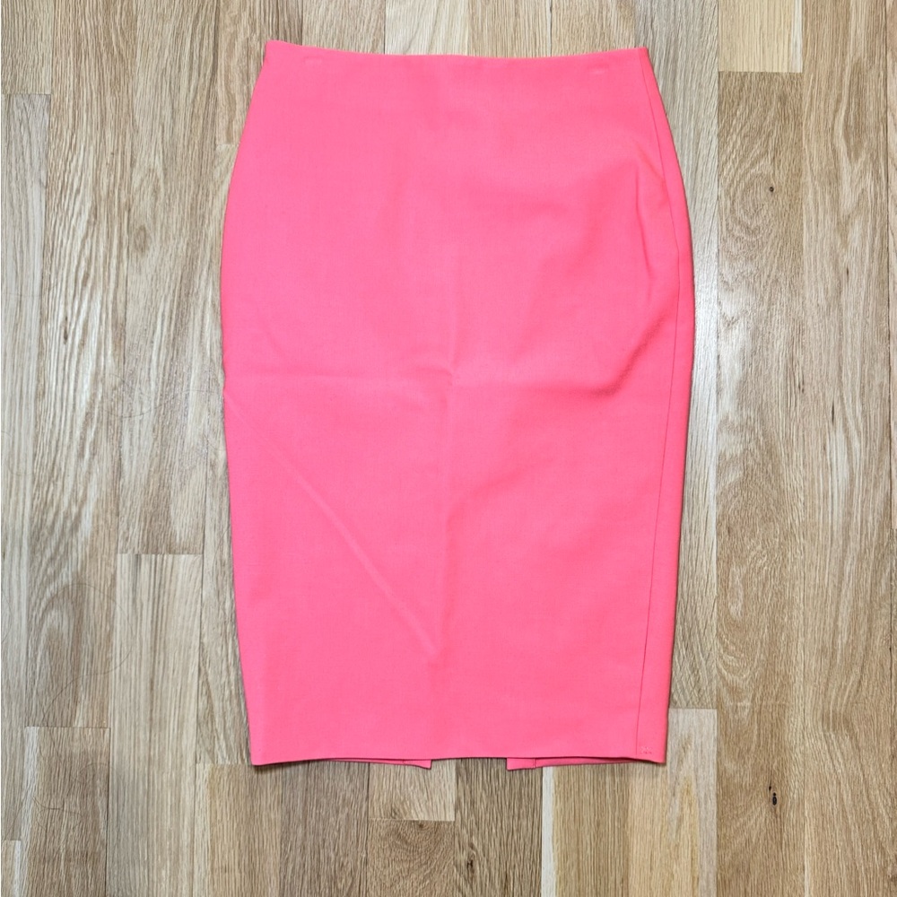 Elegant Pink Pencil Skirt